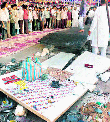 makka masjid,blastings,nampalli court,hindus